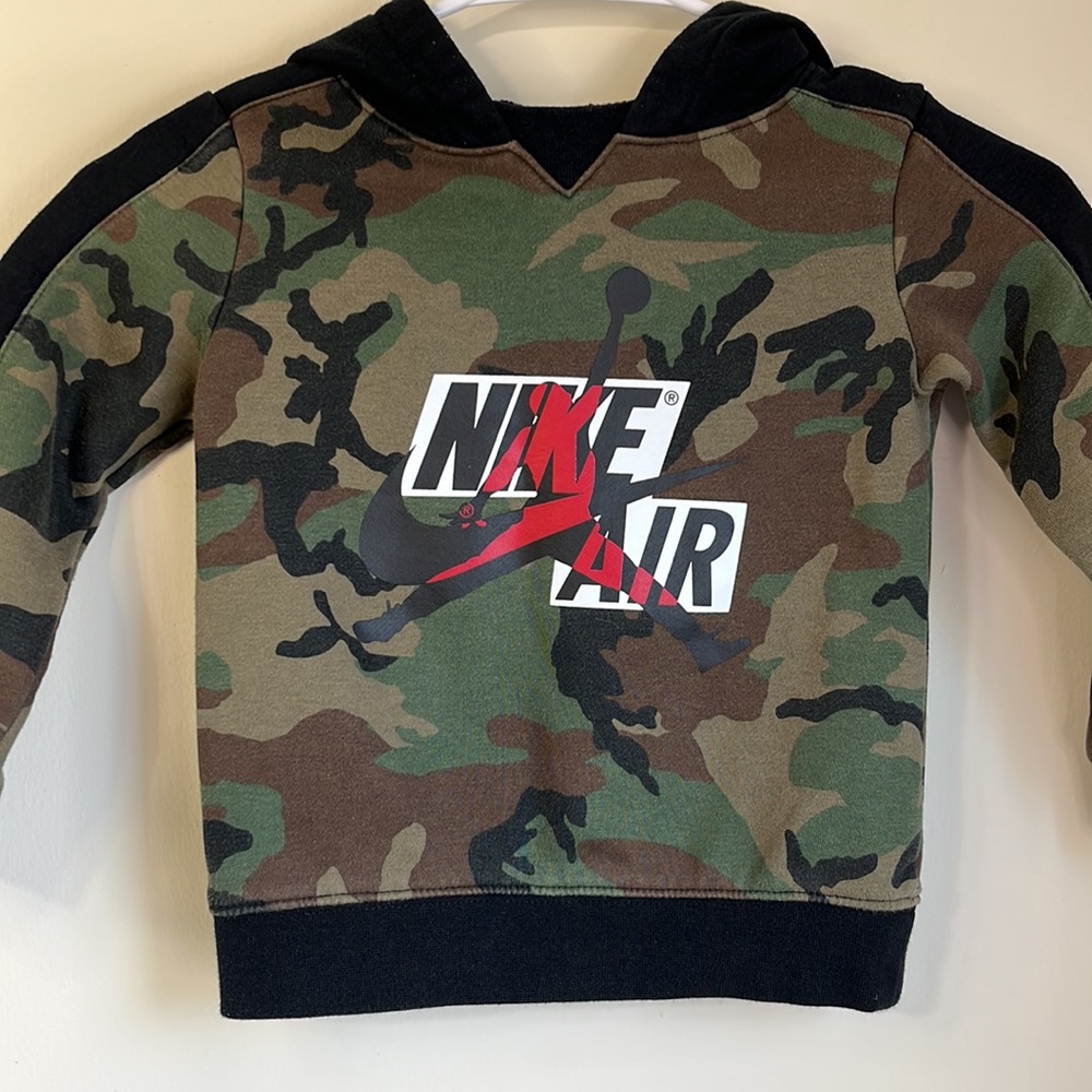 Nike Air Jordan Youth Camouflage Hoodie Size 3T - Picture 2 of 6